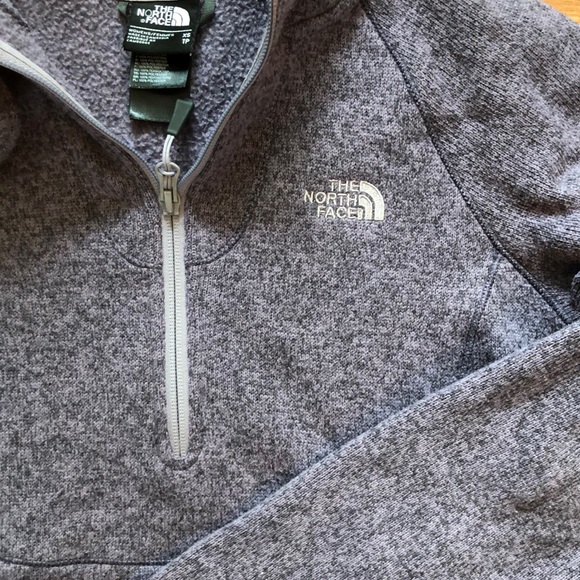 North Face Fleece Hoodie - Picture 3 of 3